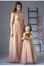 Золотые вечерние платья мама и дочка
